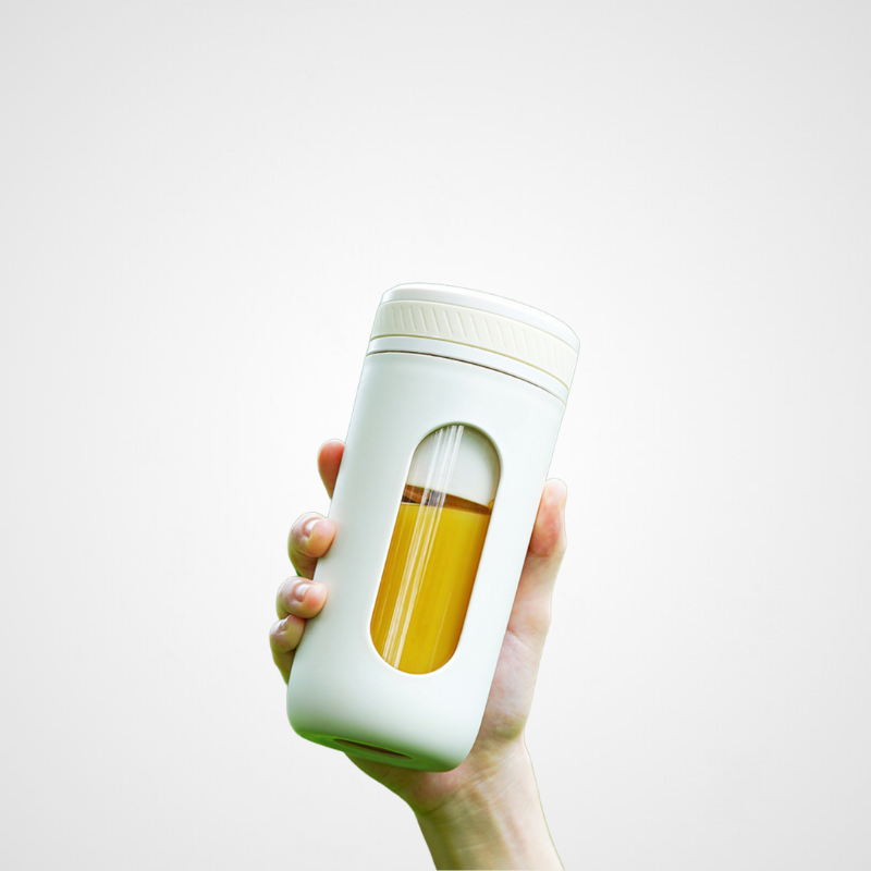 Portable Electric Juicer Wireless Charging Fruit Smoothies Juice Extractor Machine Mini Handheld Food Blender