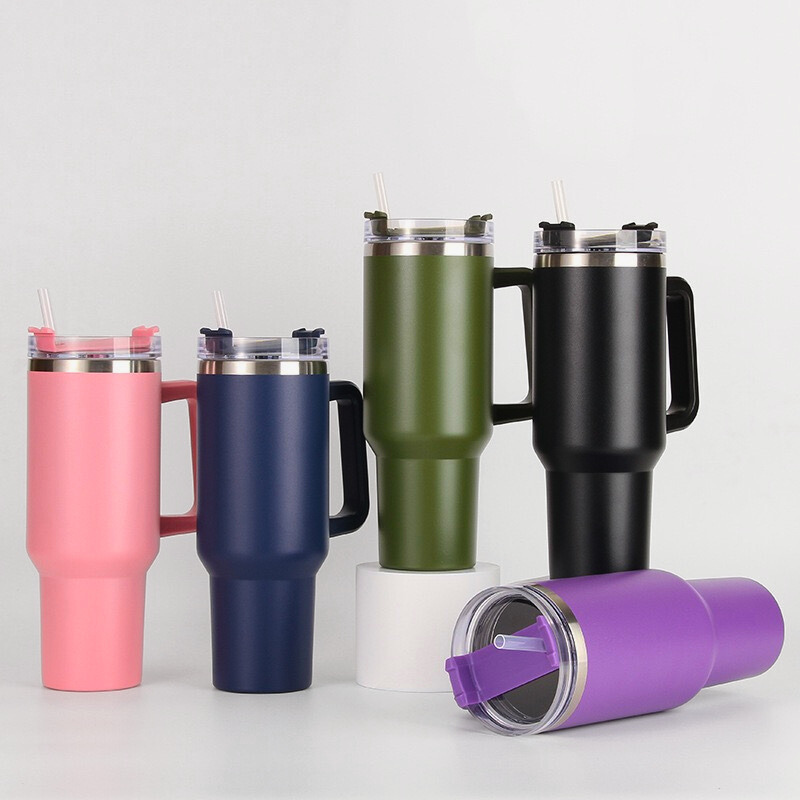 Portable 40oz Vacuum-Sealed Auto Beverage Cups