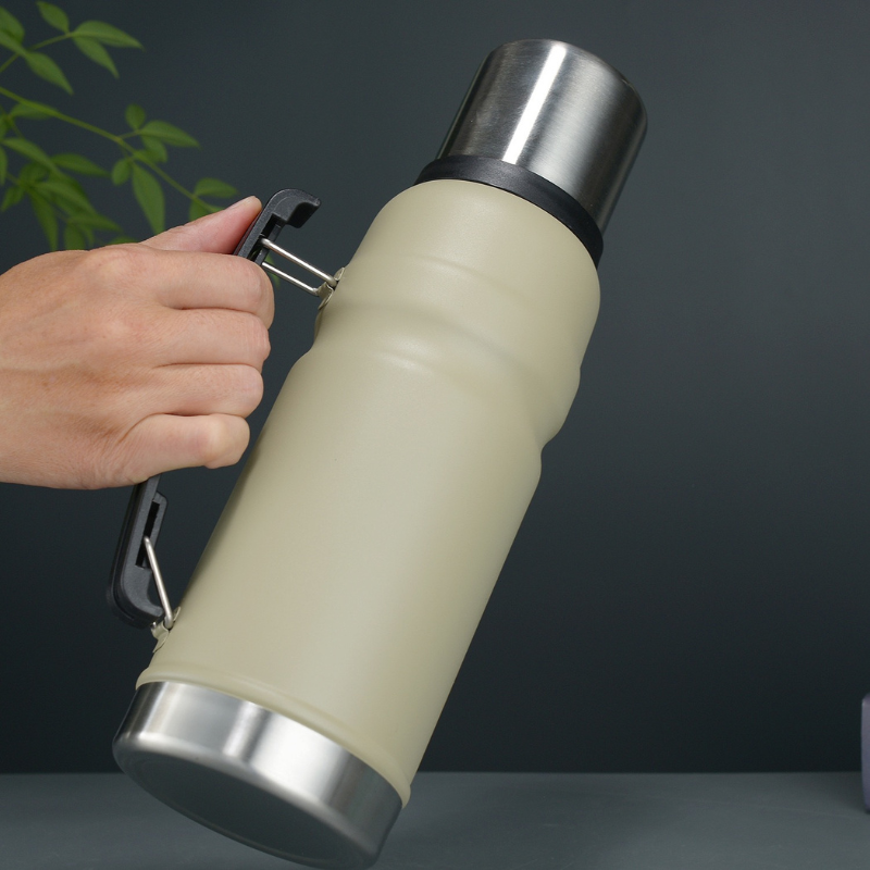 Eco-friendly Top Seller Double Wall Stainless Steel Travel Water Bottles