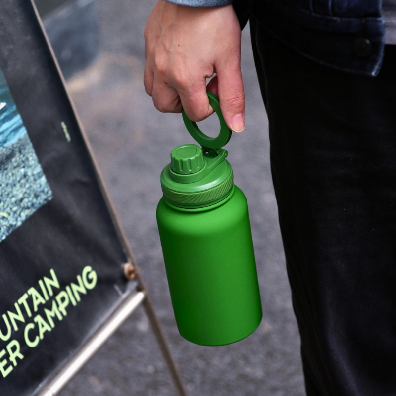 Magnetic Phone Holder Sports Water Bottle